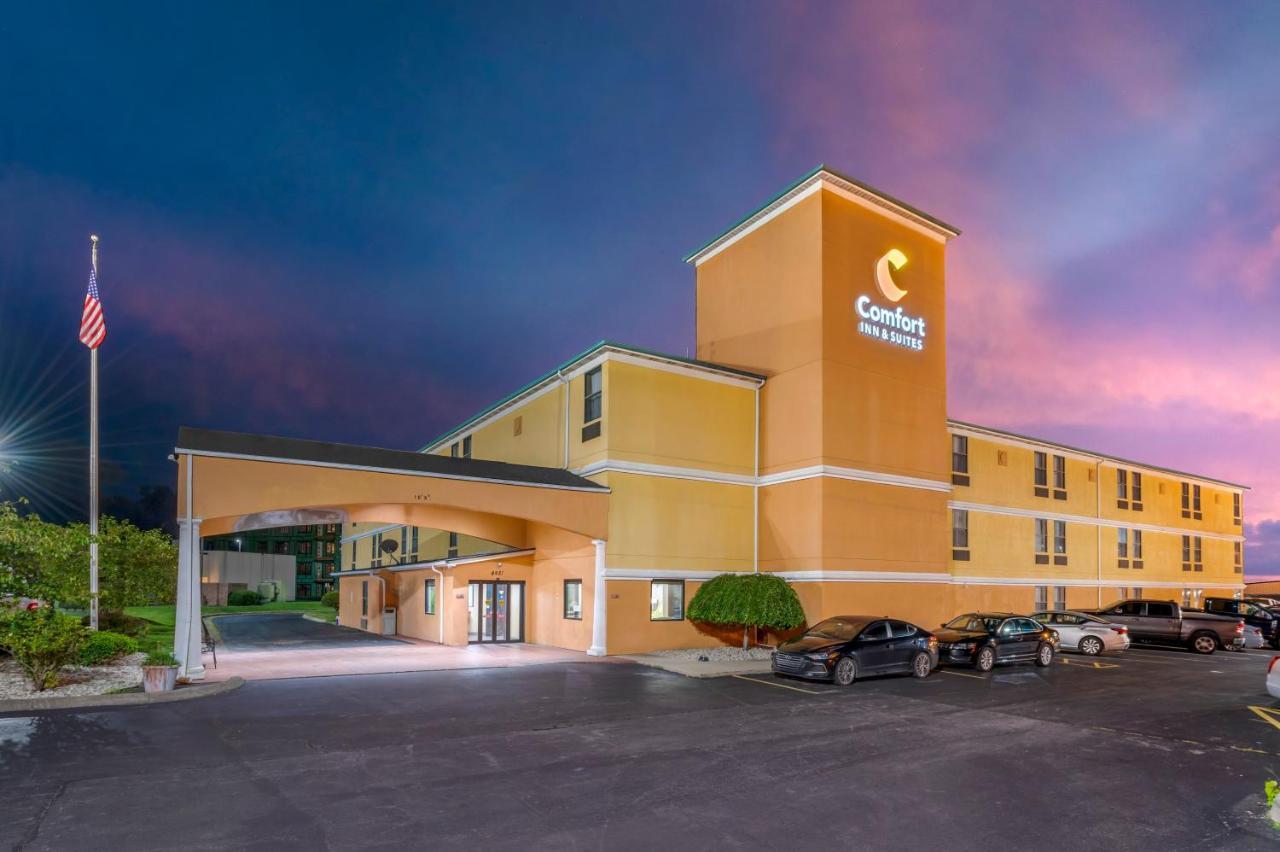 Comfort Inn & Suites Cincinnati Eastgate Екстер'єр фото